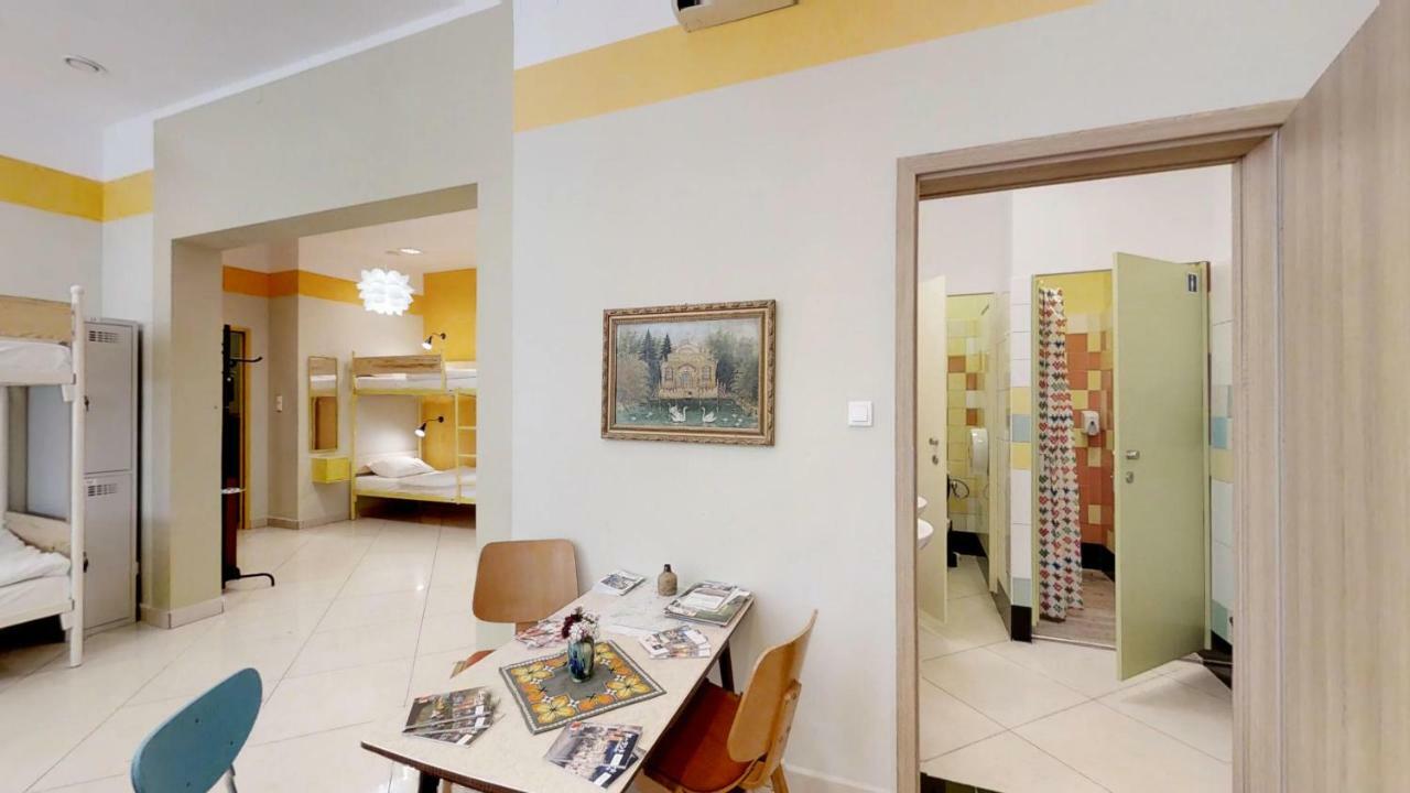Press Hostel Warsaw Ngoại thất bức ảnh